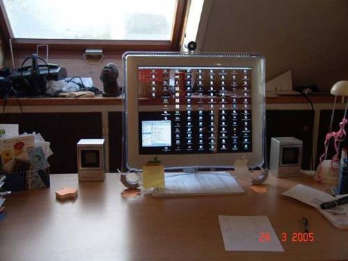 Computer Screen - A transparent computer screen