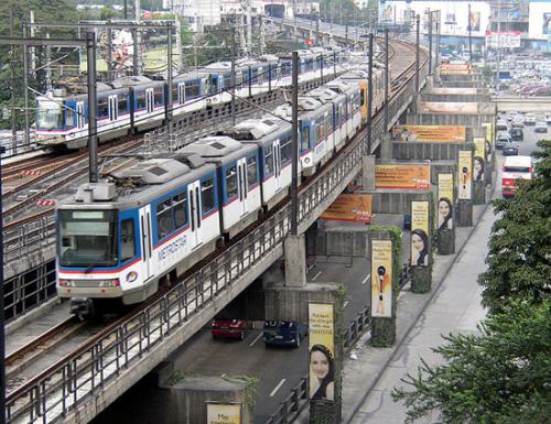 mrt - MRT in EDSA