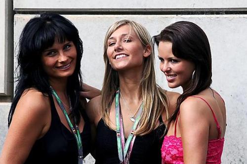 Formula One Girls - Girls in Formula One