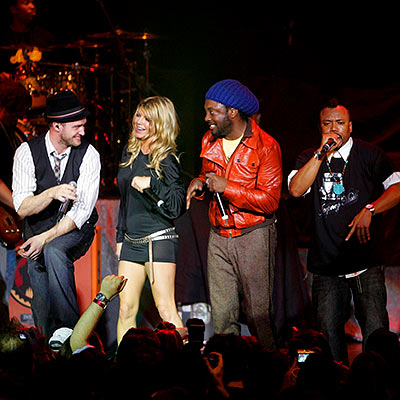 justin with black eyed peas - justin timberlake singing with black eyed peas