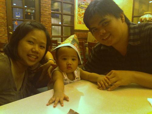 family pic - shakeys