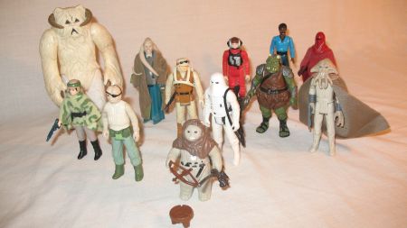 old vintage toys - some vintage star wars figurines