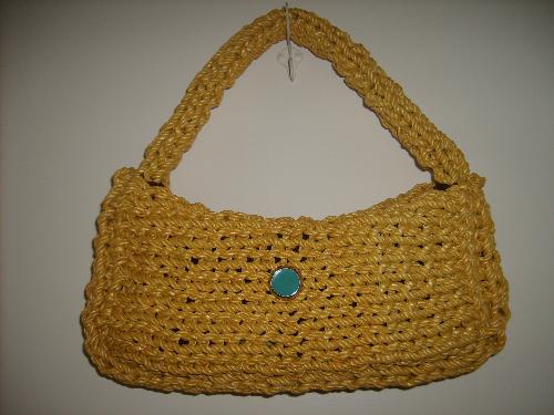 Knitting Handbags - This is a photo of a handbag that I knitted made by knitting rope together.