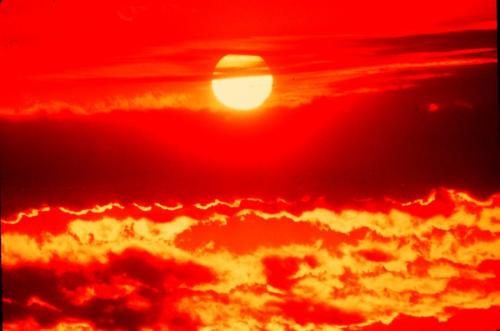 Hot weather - It gets my mood down!