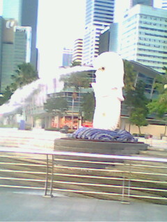 Merlion - Its so nice to travel at Singapore. The place was so clean & cozy. The people are very discipline. The technology is very updated. The food are very delicious...yummy. I travel with a friend, its so nice to travel and know the culture of other country.