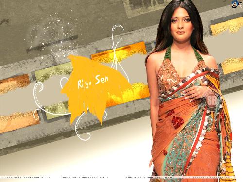 Doesn't she looks stunning? Riyasen. - Riyasen, i like her most as she is having stunning body and good shape and sharp looking eyes and i enjoy her pictures to see and i think she is very big eyes that makes you stick to her if you see her in any type of costume.