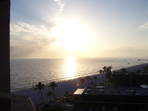 Sunset @ Fort Myers - Sunset at Fort Myers beach, FL