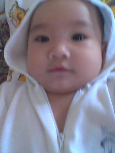 jcbelle - my little girl at her 5 months. taken at mita's room.