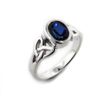 Sapphire Ring - this is my birthstone. I love this ring. one day I'll own a sapphire ring. I love the color its almost black due to the darkness of the color. some of the rings are so hard to till there dark blue.