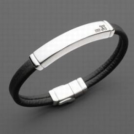 friendship bracelet - You can write anything at the plat of the bracelet