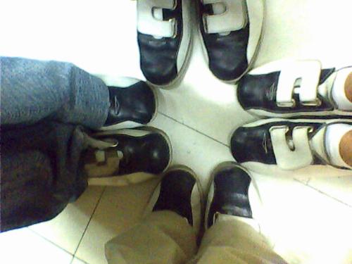 bowling shoes - these are the bowling shoes available at the shop where we play bowling.. i think its funky for bowling shoes. i like to have one and used it as walking shoes.. hehehe
