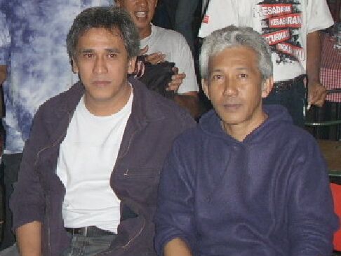 Iwan Fals and me - Event 24 year anniversary street performers group