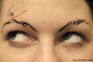 Dresden Dolls - Here is a little close up of Amanda's hand drawn eyebrows. She is the singer from the Dresden Dolls.