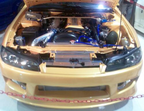 Cars - Open wide hood for all to see engine