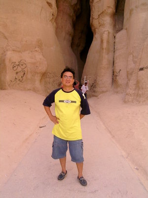 Travel To Saudi Arabia - Travel To Saudi Arabia, particular to the eastern region Al hasa. This place has a cave. it is cold inside.