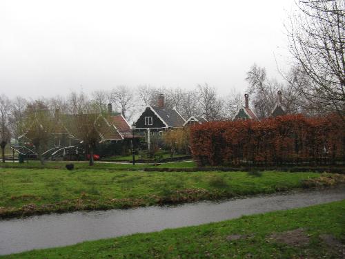 House in Holland - It looks so Western style, great!