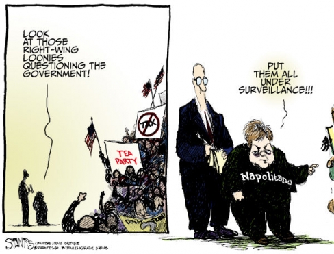 Homeland Security's Reaction to Tea Parties - How DARE they question the government huh? How about we start qusetioning Homeland security.