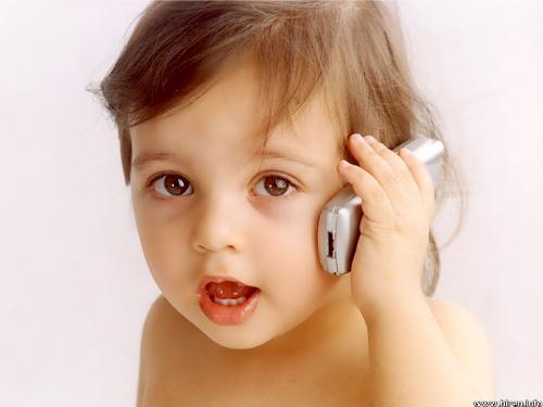 is it good to give mobile to small kids - My son whenever my mobile rings he ran to pick it up and answer but I do not give him as I read in some magazines its not good for the brain. Do you allow your kids to use your mobile phone?