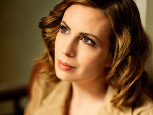 Martha Byrne - She really is beautiful! Martha Byrne - She really is beautiful!