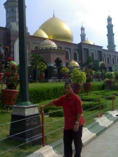 my father - my dad eksyen after prayer on mesjid kubah emas