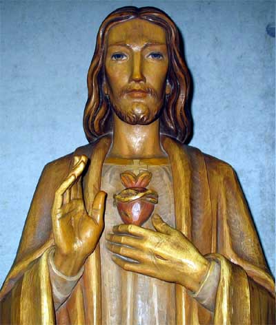 Statue of sacred heart of jesus - This is the most famous statue of Jesus......its called the sacred heart of Jesus.....