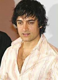 Bollywood - Top actors of bollywood are aamirkhan,shahrukh khan,salman khan,Amitab bachan,Rithik roshan,saif ali khan,akshay kumar and many other stars.Top actresses are aisharya rai,Rani mukharji.preity zinta,deepika padukon,priyanka chopra,kareena kapoor,etc
