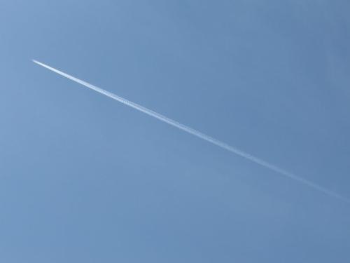 Mysterious Chem Trails - There are many theories on the purpose of chem trails.  Weather manipulation, population control, air space surveillance?