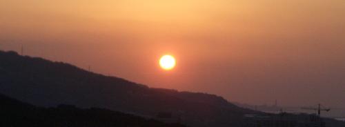 Sunset in Taipei - Sunset make people's mind quiet and calm, and feel happy in spirit. After sunset, people enjoy nice foods for dinner with beloved families. Praise and glory to the Lord!
