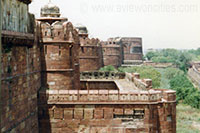 Agra fort - The impressive fort. 