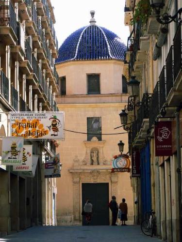 Valencia Church - I imaging when can going to spanish. I dream about this place