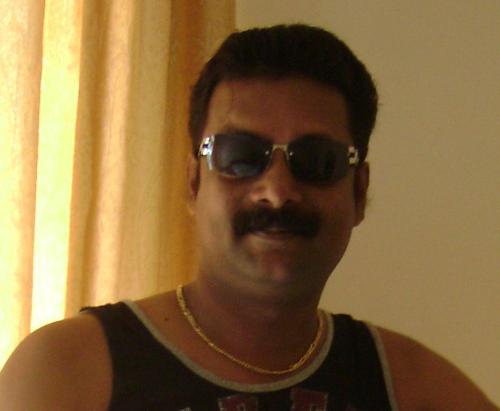 Surajben - One of my best photos that was taken on 10/05/2009. I have put this photo to get more friends as i have heard that original photos get more responses than fake ones.