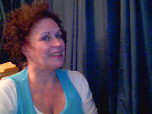 Me this week! - QNA is closing today so I stoped in to change...hopefully change my avatar to a recent, this week Piture of me!
