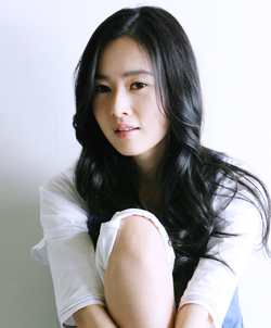 Maybee - a south korean girl