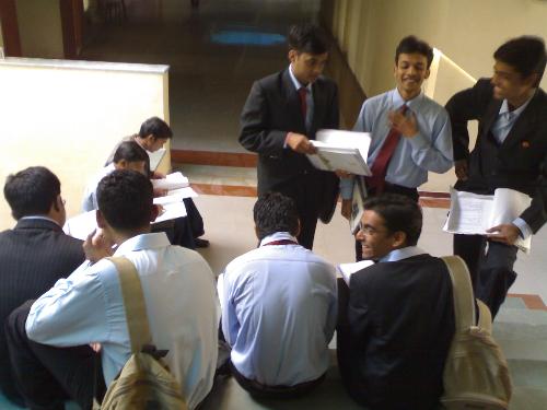 group study - studying in group is the best way to study