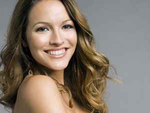 Chrishell Stause - The lovely Amanda Dillon