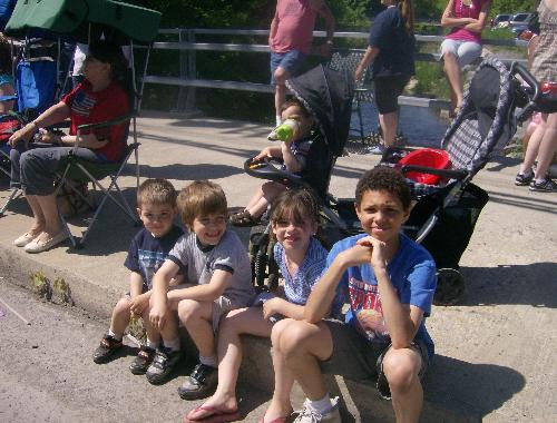 Pic of my kids - This is my kids waiting for a parade to start
