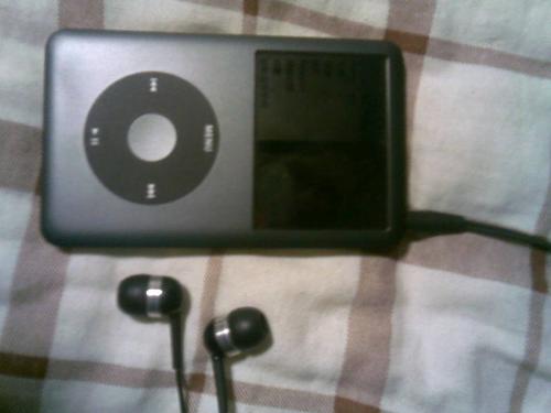ipod - ipod-my favourite mp3 player