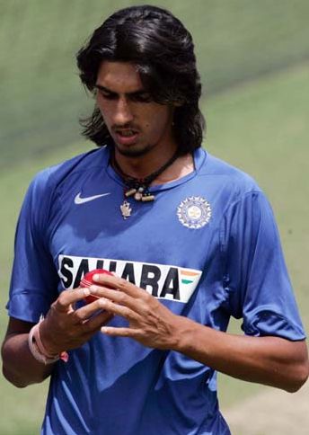 Ishant sharma - picture of Indian fast bowler Ishant Sharma