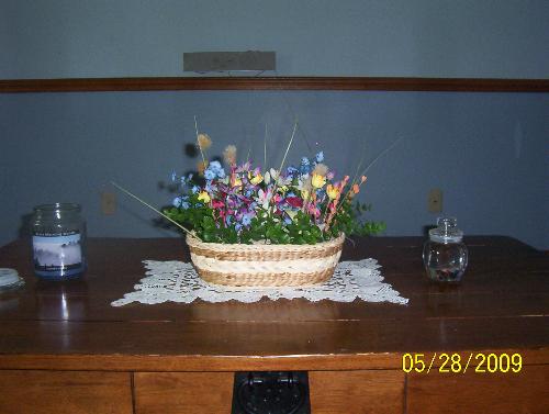 Flower Basket That I Made - to put on my coffee table to dress up a little bit. For what you can see of it, do you like it? I think it turned out right nice! Flower Basket That I Made - to put on my coffee table to dress up a little bit. For what you can see of it, do you like it? I think it turned out right nice!