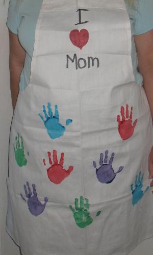 Photo of apron - This is a photo of the Mother&#039;s Day Apron that my daughter made for me this year.