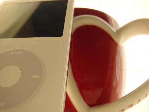 ipod - ipod-my favourite mp3 player