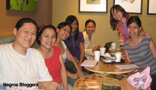 negros bloggers - first meeting at starbucks