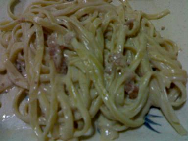 carbonara - Last saturday was my sister's birthday so my mother prepare a carbonara. And I had one place of it.