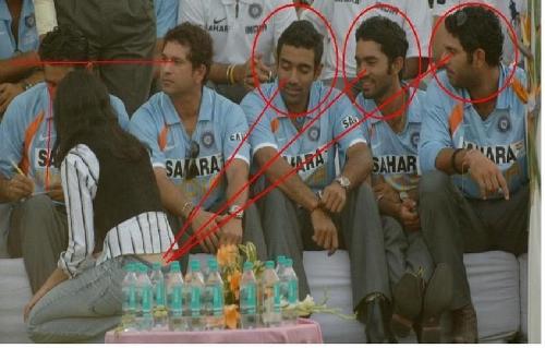 SECRETLY clicked photo!!! They are our ROLE MODEL. - This photo is taken after a cricket match....just observe what these INDIAN cricketers are engaged doing .... have fun ... N DO COMMENT....lol