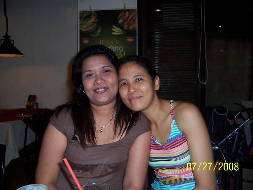 MyLotter and real-life bestfriend Jane a.k.a. 'Jan - Max's restaurant-July 2008