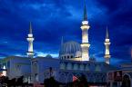 beautiful mosque - take his picture at nearly night.