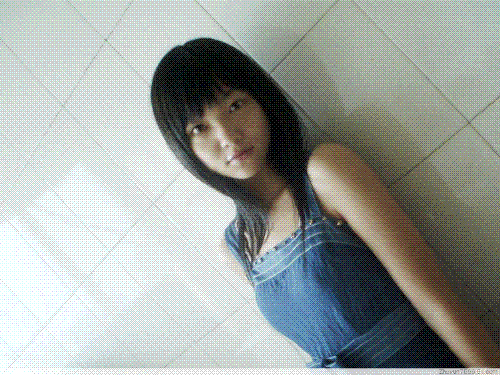 when a was 17 - I took this photo when I was a high school student, about 3 years ago.My hair was longger than now~