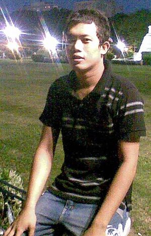 just keeno - shot in Luneta... on easter... trip... and a portrait...