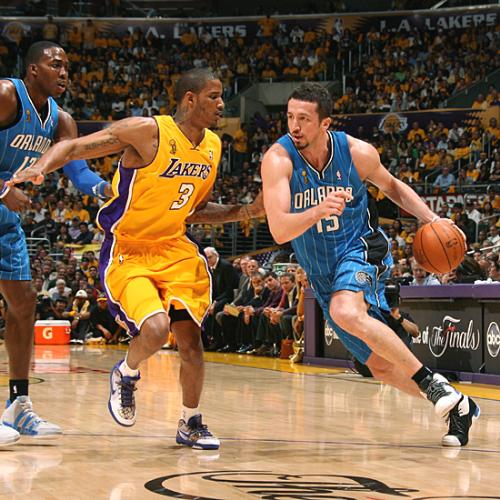 Lakers VS Magic Game 1 - Hedo Torkoglu looks to make a move off the dribble against Ariza.
