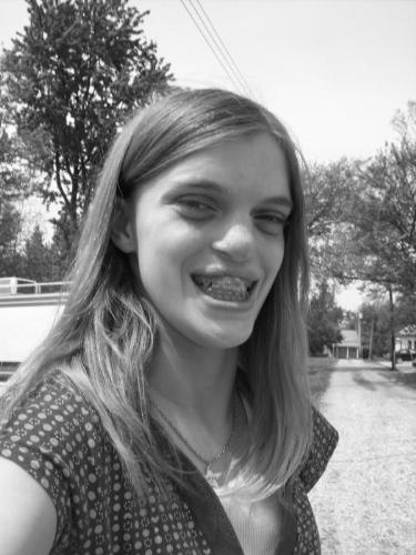 This is me outside using my moms cam - :p
